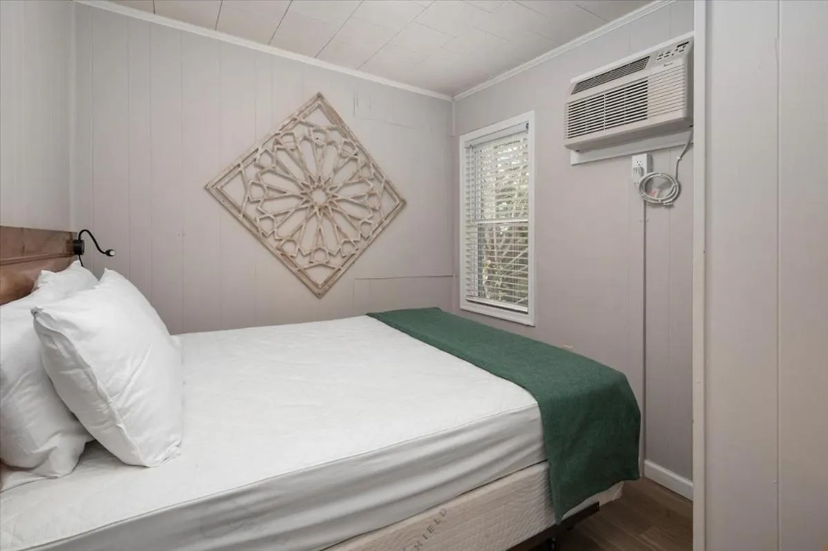 Beach Bum West-O Cabins Ocean City